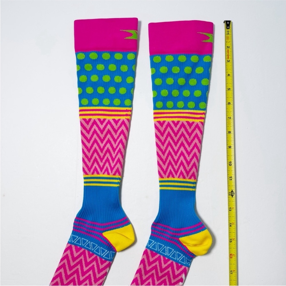 Running Compression Socks - Picture 4 of 5